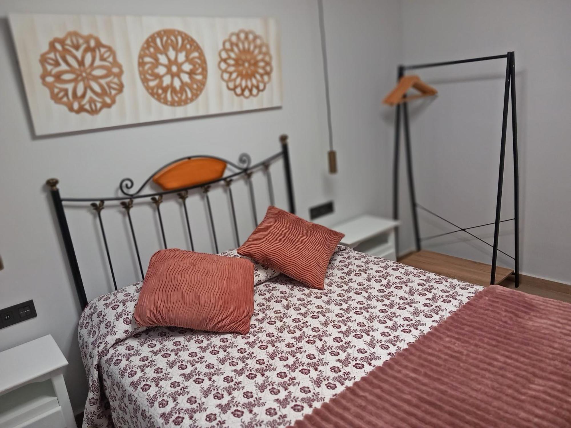 Apartamentos De La Haya & Suite Con Jacuzzi, Junto Al Teatro Romano Mérida Exteriér fotografie